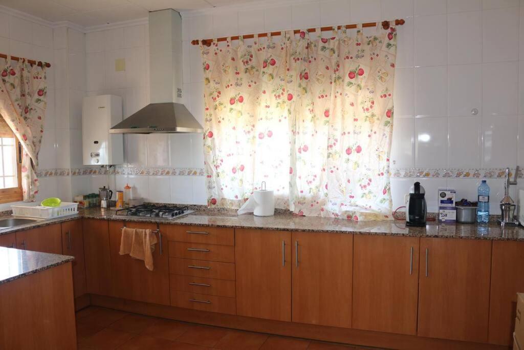 Вилла Casa El Calderon Chella Экстерьер фото
